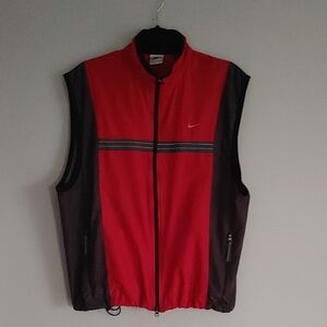 Vintage Nike Men's Red and Black Sleeveless Jacket Vest Size Large